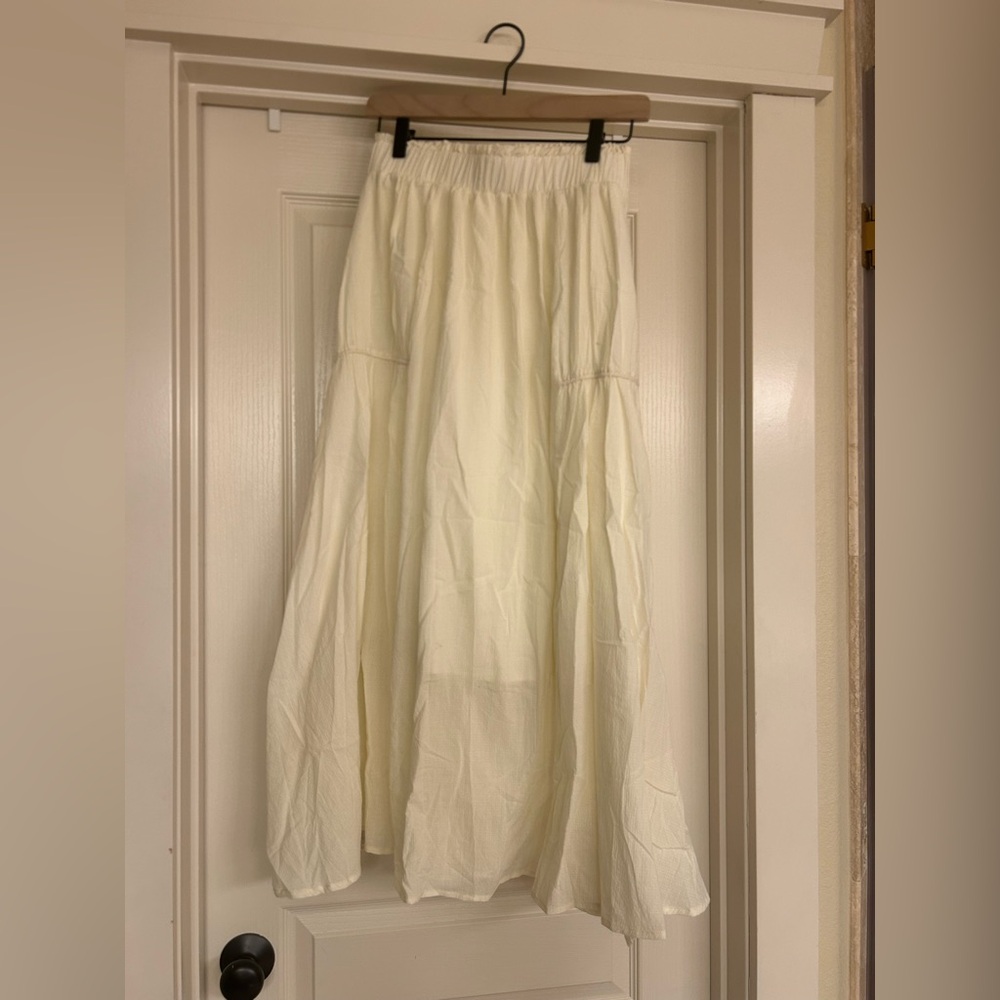 Carly Jean Los Angeles Cream Maxi Skirt